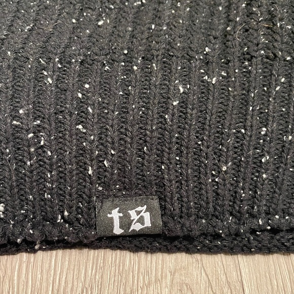 Reputation Knit Sweater, New Xmas Rep Mockneck - Picture 4 of 9